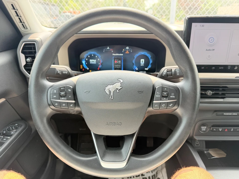 2025 Ford Bronco 6th Gen - Image 28 of 31