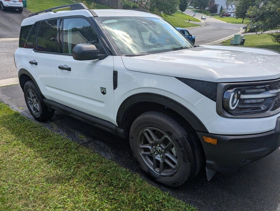 2025 Ford Bronco 6th Gen - Image 4 of 25