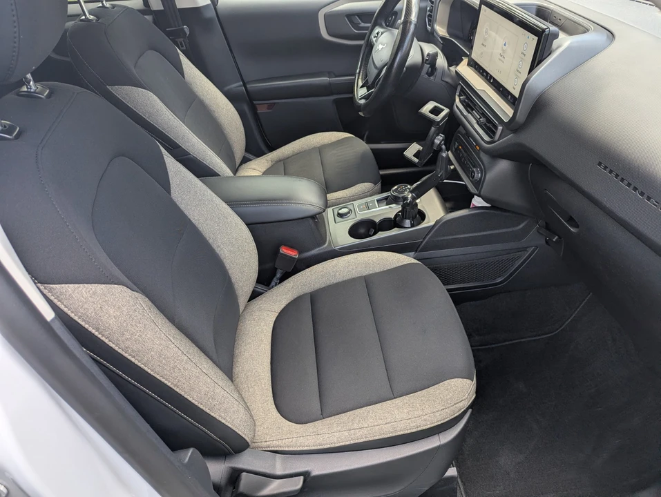 2025 Ford Bronco 6th Gen - Image 14 of 25