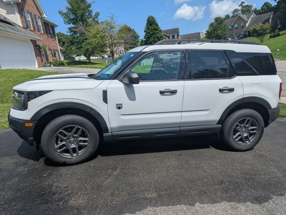 2025 Ford Bronco 6th Gen - Image 2 of 25