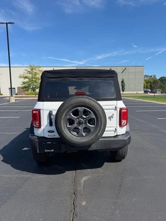 2025 Ford Bronco 6th Gen - Image 4 of 17
