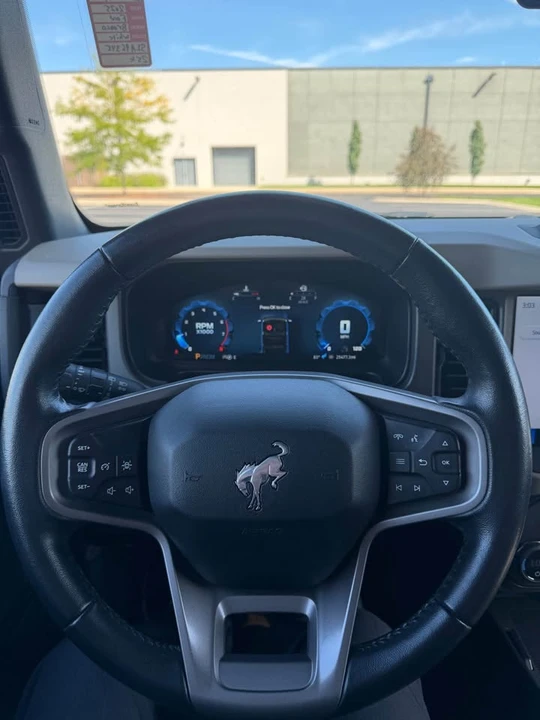 2025 Ford Bronco 6th Gen - Image 6 of 17