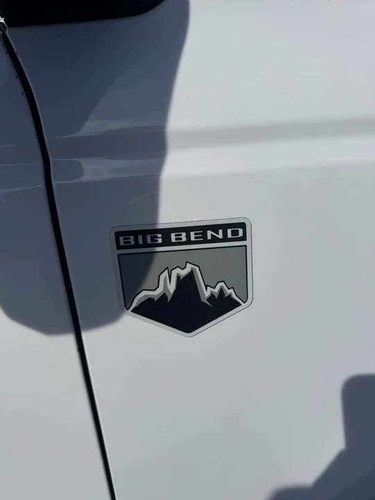 2025 Ford Bronco 6th Gen - Image 16 of 17