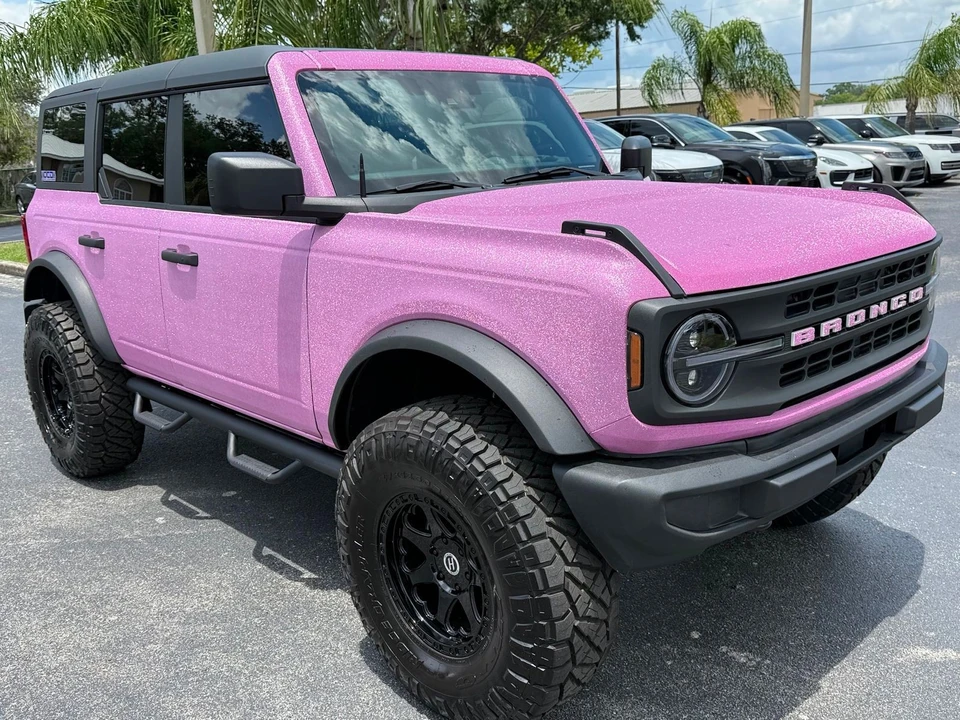 2025 Ford Bronco 6th Gen - Image 9 of 12