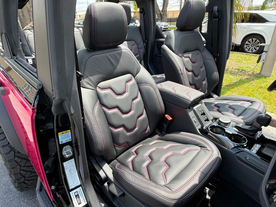 2025 Ford Bronco 6th Gen - Image 5 of 12