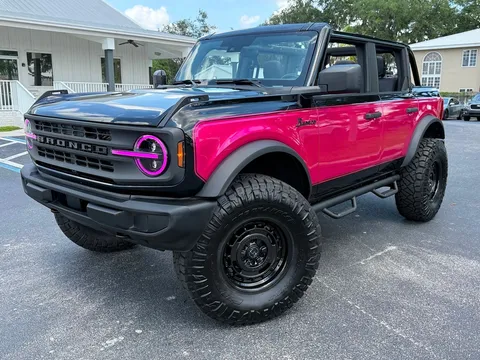 2025 Ford Bronco Black Raspberry Bayshore