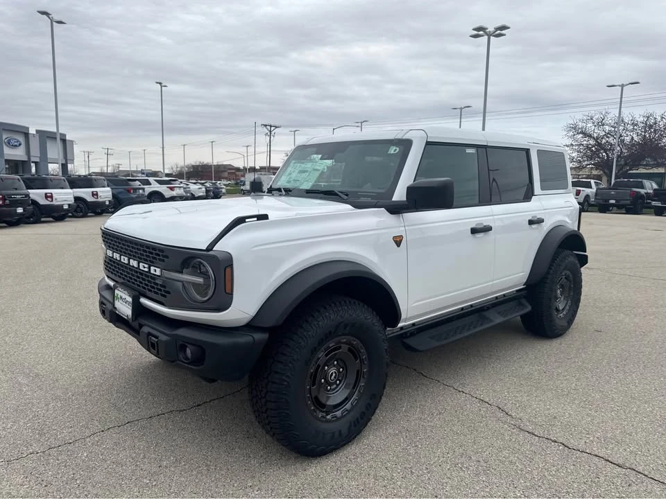 2025 Ford Bronco 6th Gen - Image 3 of 8
