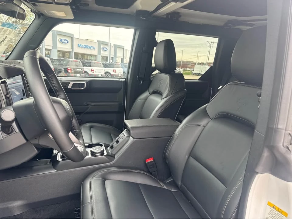 2025 Ford Bronco 6th Gen - Image 6 of 8