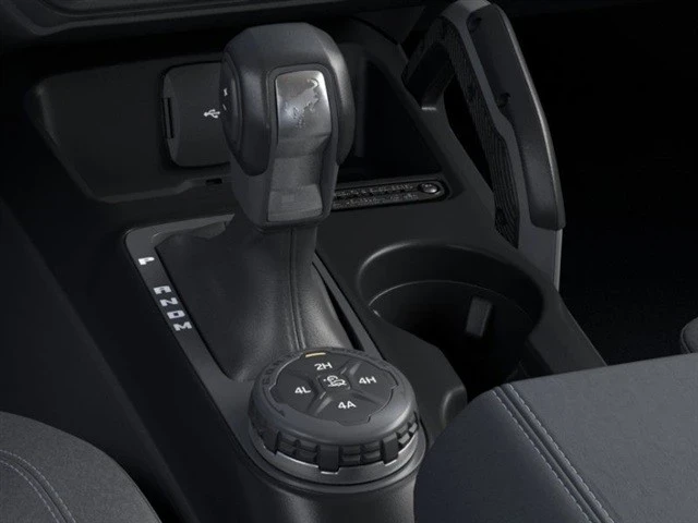 2025 Ford Bronco 6th Gen - Image 17 of 21