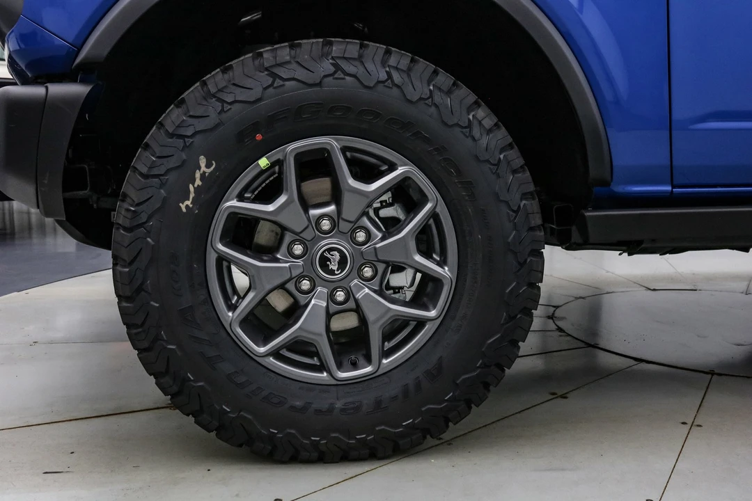 2025 Ford Bronco 6th Gen - Image 11 of 21