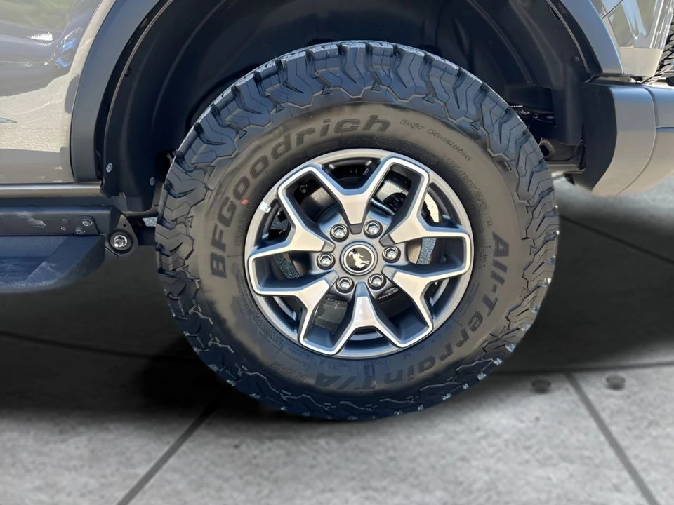 2025 Ford Bronco 6th Gen - Image 31 of 31