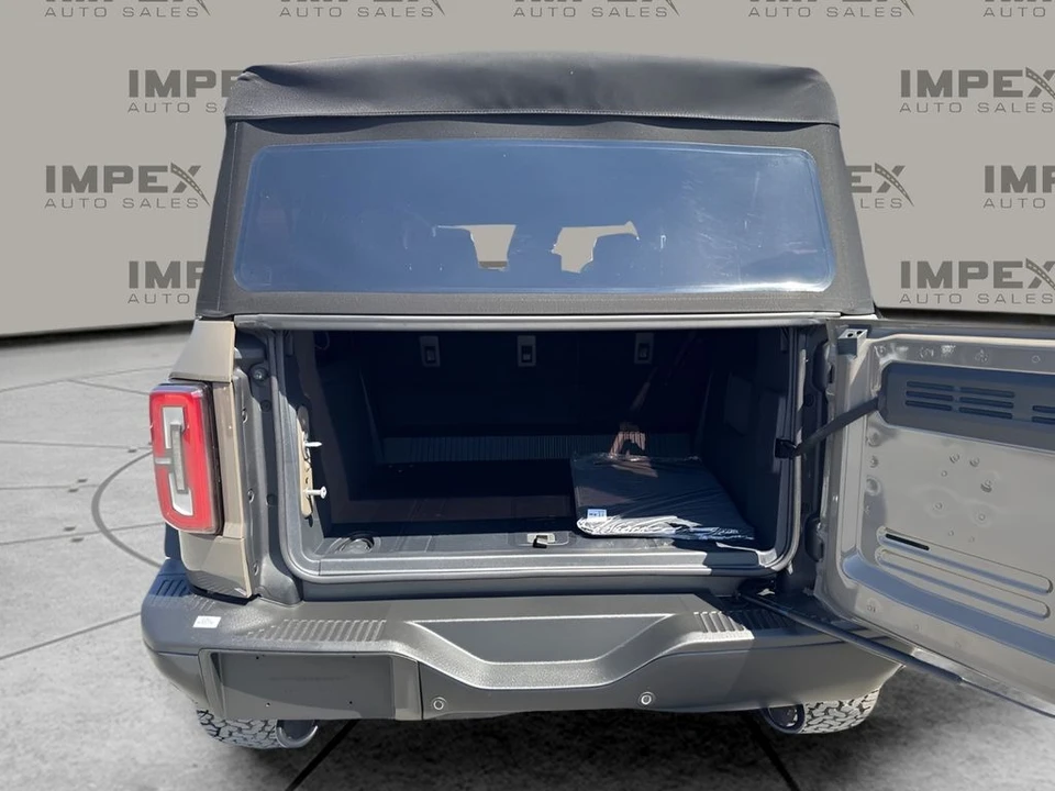 2025 Ford Bronco 6th Gen - Image 28 of 31