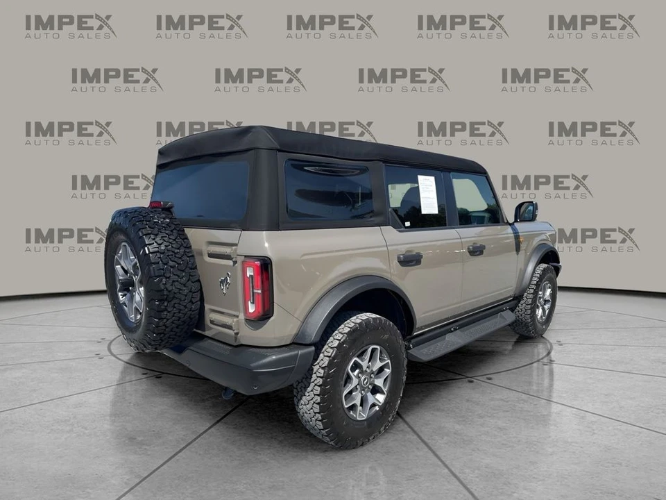 2025 Ford Bronco 6th Gen - Image 5 of 31