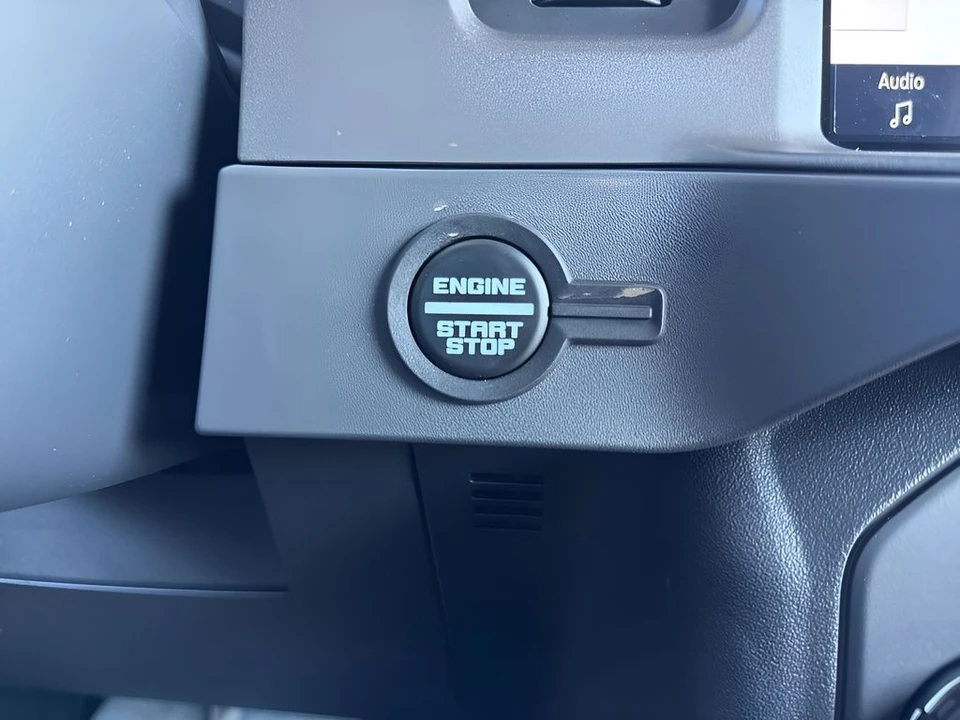 2025 Ford Bronco 6th Gen - Image 21 of 31