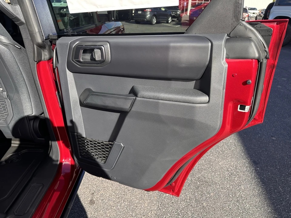 2025 Ford Bronco 6th Gen - Image 15 of 21