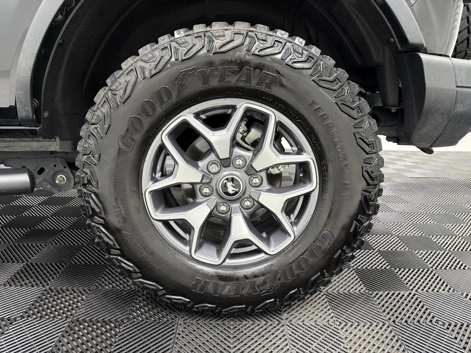 2025 Ford Bronco 6th Gen - Image 10 of 12