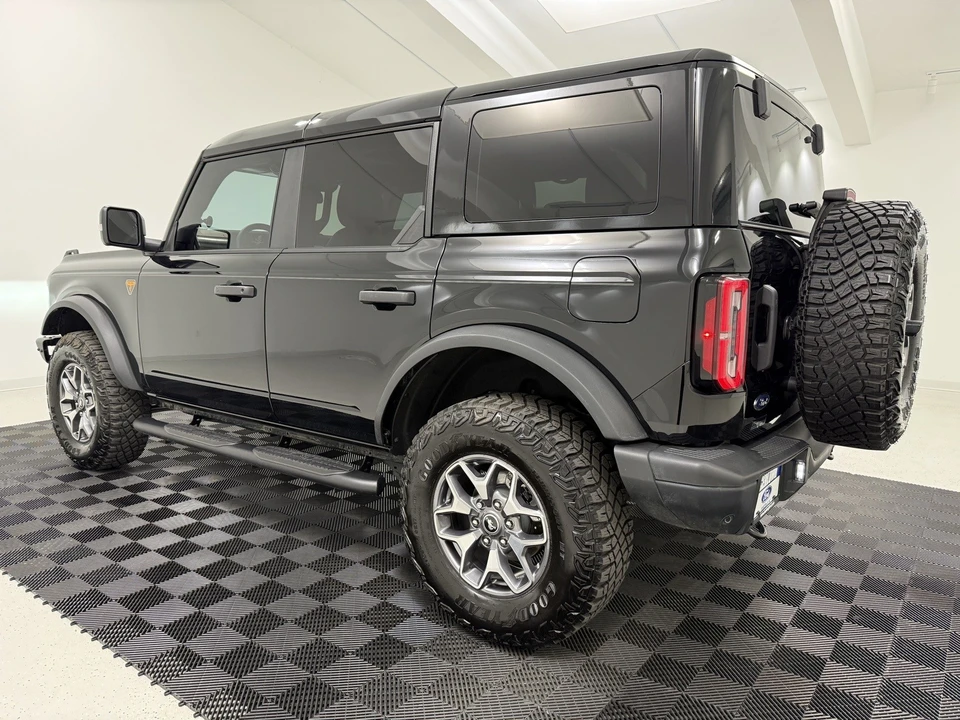 2025 Ford Bronco 6th Gen - Image 4 of 12