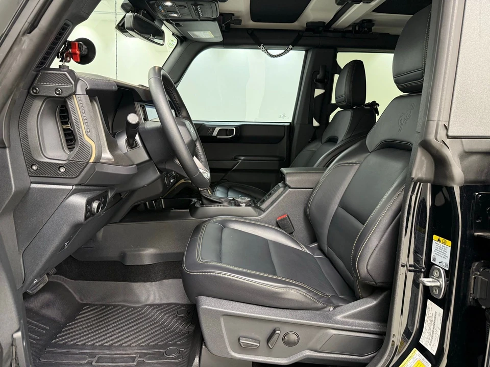 2025 Ford Bronco 6th Gen - Image 13 of 21