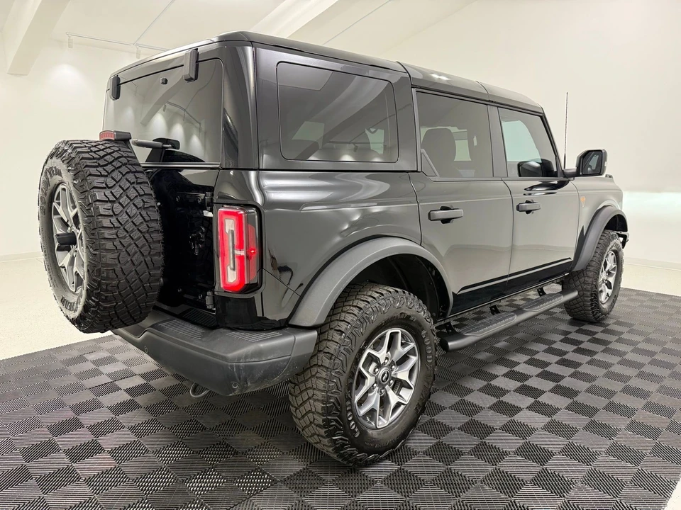 2025 Ford Bronco 6th Gen - Image 7 of 21