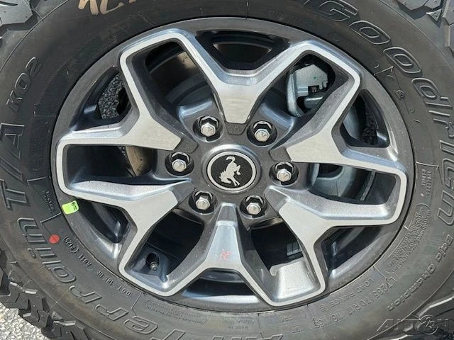 2025 Ford Bronco 6th Gen - Image 11 of 12