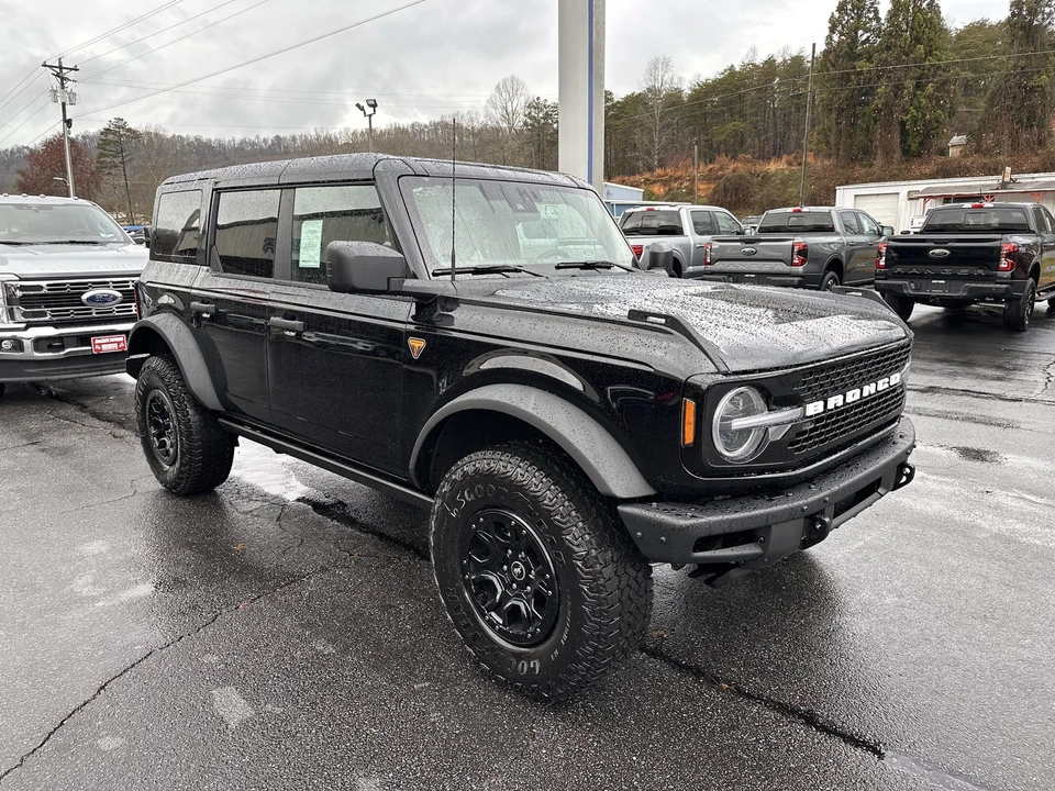 2025 Ford Bronco 6th Gen - Image 4 of 21
