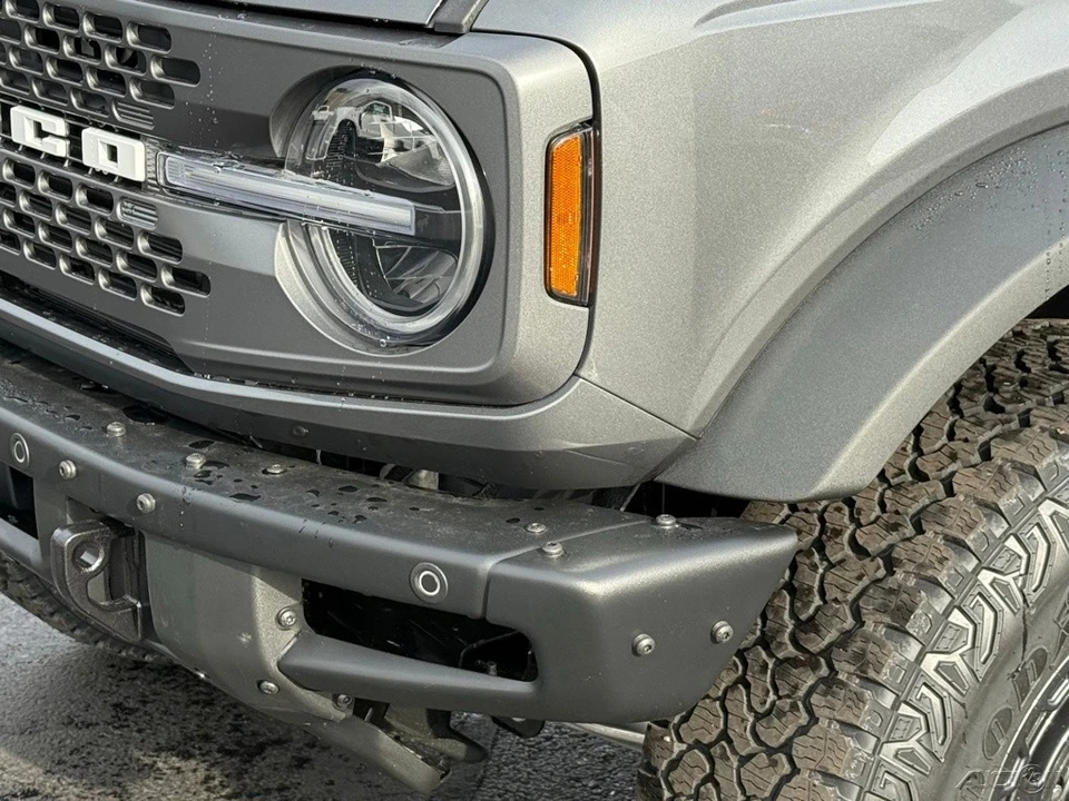 2025 Ford Bronco 6th Gen - Image 11 of 12