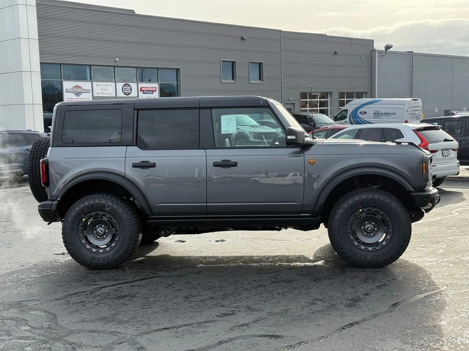 2025 Ford Bronco 6th Gen - Image 7 of 12