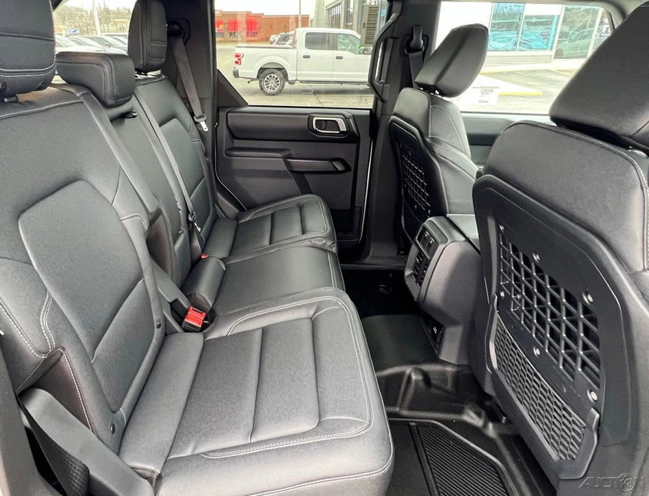 2025 Ford Bronco 6th Gen - Image 18 of 21