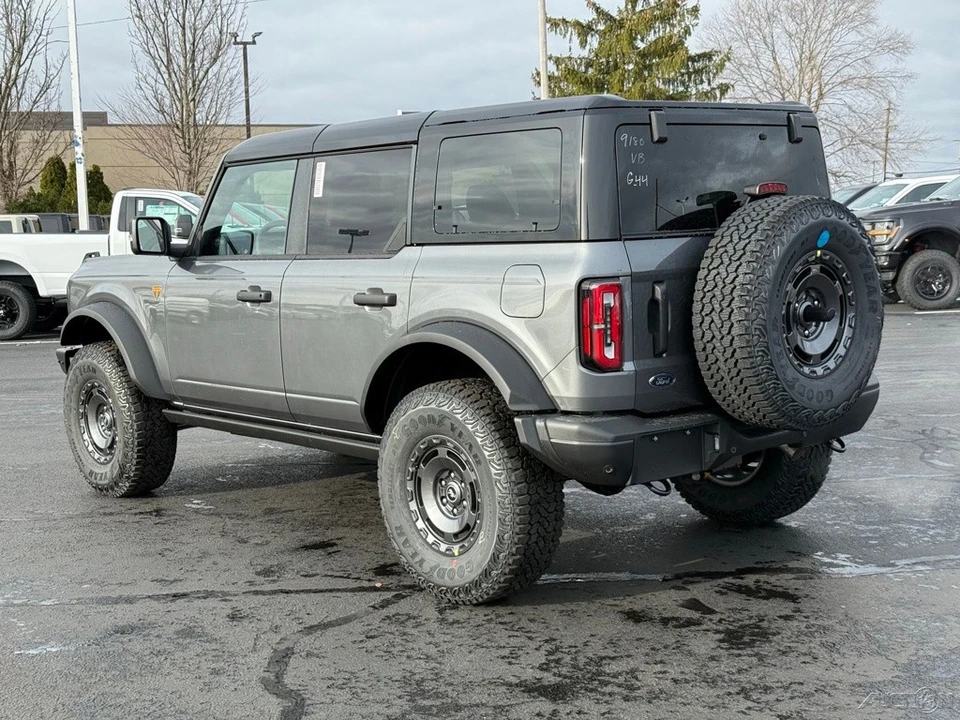 2025 Ford Bronco 6th Gen - Image 3 of 12