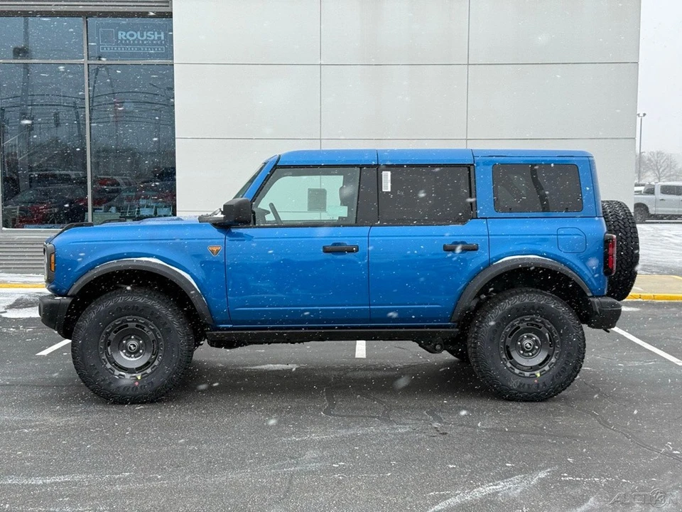 2025 Ford Bronco 6th Gen - Image 2 of 12