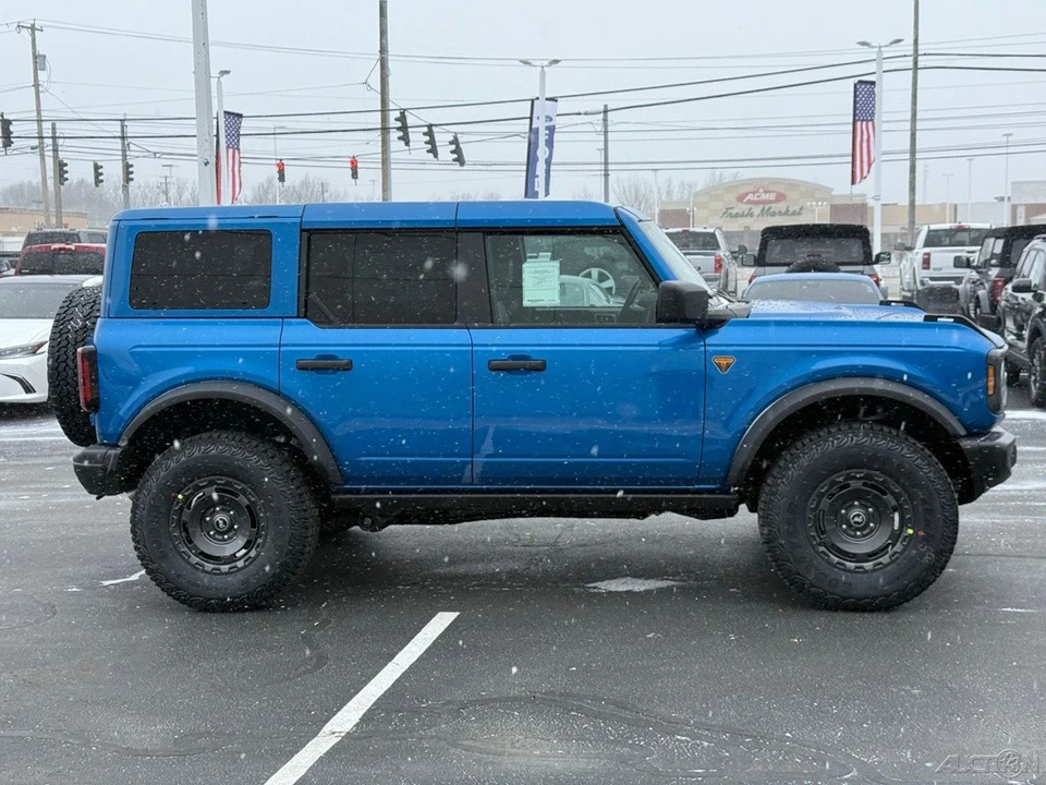 2025 Ford Bronco 6th Gen - Image 7 of 12