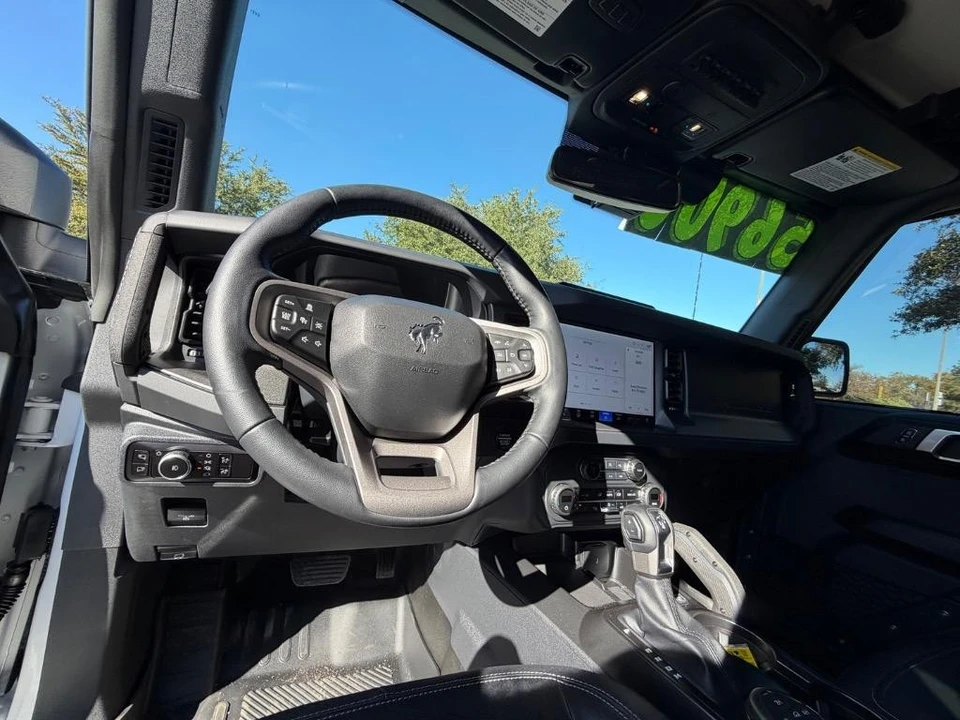 2025 Ford Bronco 6th Gen - Image 8 of 21