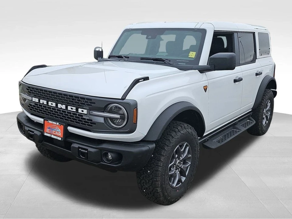 2025 Ford Bronco 6th Gen - Image 17 of 21