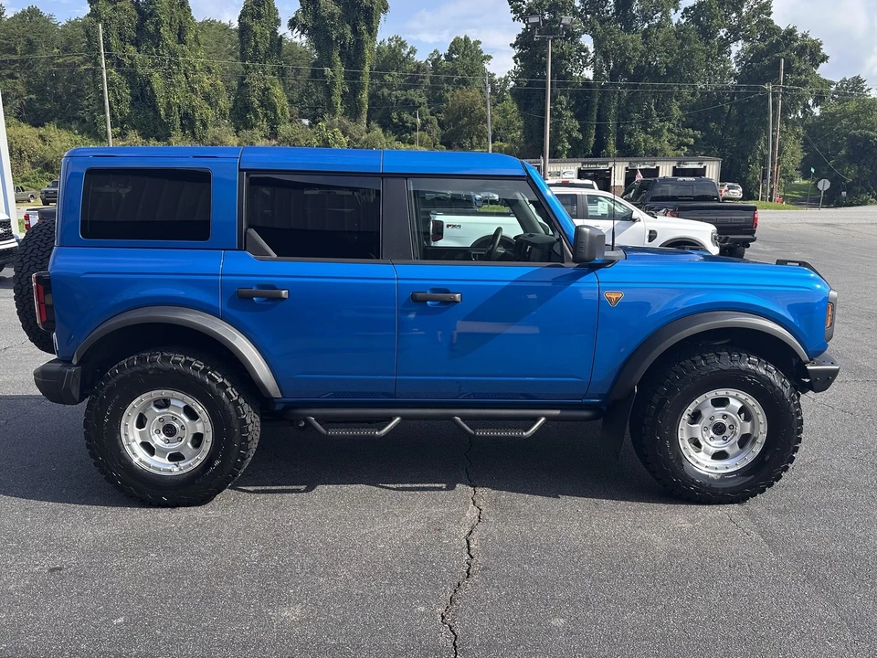 2025 Ford Bronco 6th Gen - Image 5 of 31