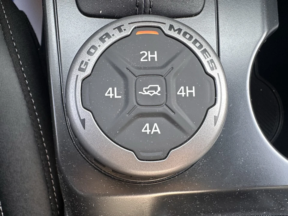 2025 Ford Bronco 6th Gen - Image 30 of 31
