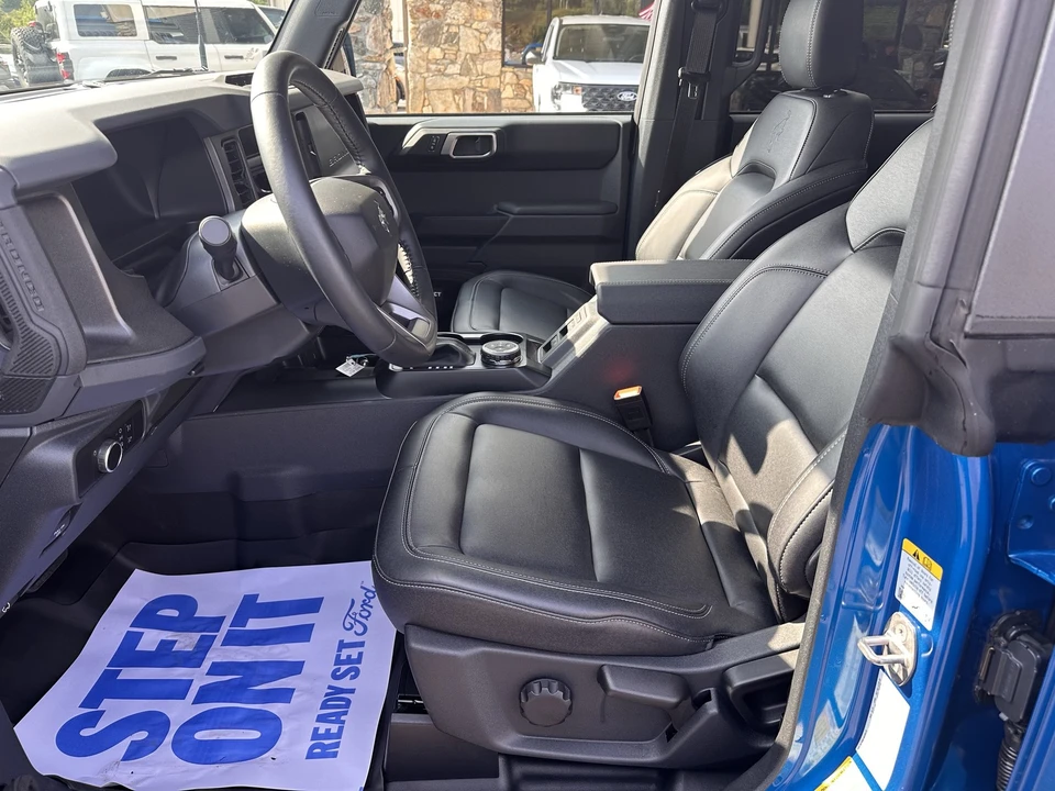 2025 Ford Bronco 6th Gen - Image 10 of 31