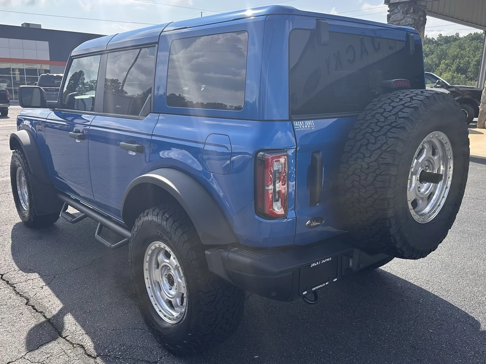 2025 Ford Bronco 6th Gen - Image 8 of 31