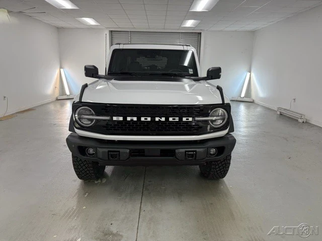 2025 Ford Bronco 6th Gen - Image 2 of 12