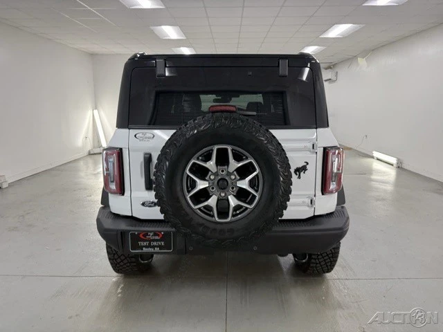 2025 Ford Bronco 6th Gen - Image 6 of 12