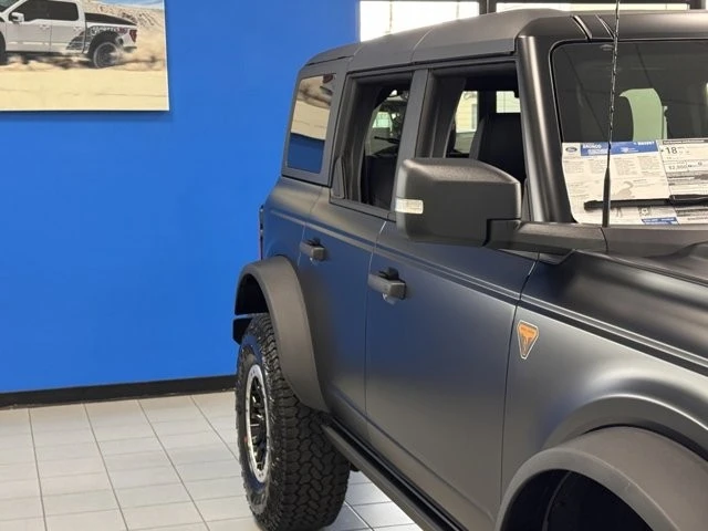 2025 Ford Bronco 6th Gen - Image 5 of 12