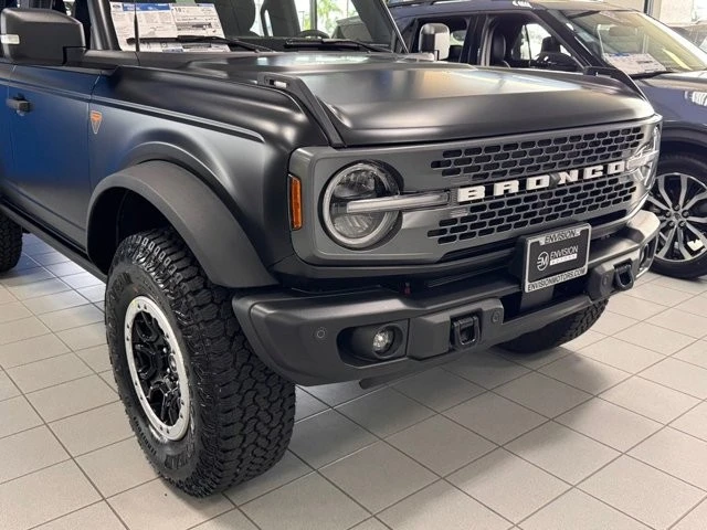 2025 Ford Bronco 6th Gen - Image 3 of 12