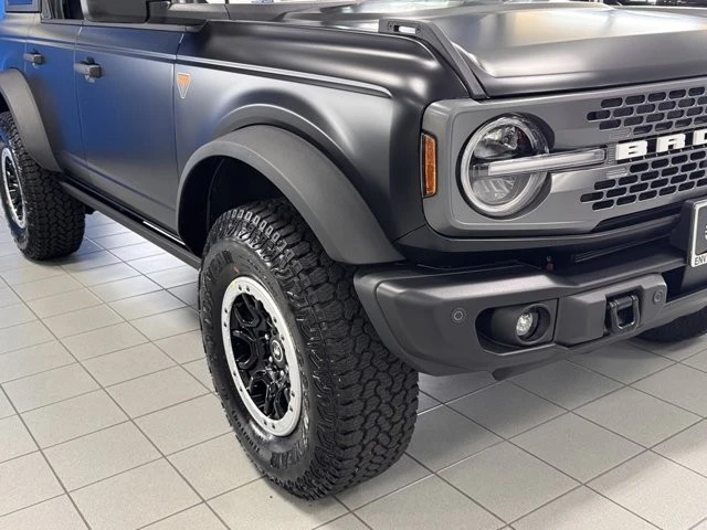 2025 Ford Bronco 6th Gen - Image 4 of 12