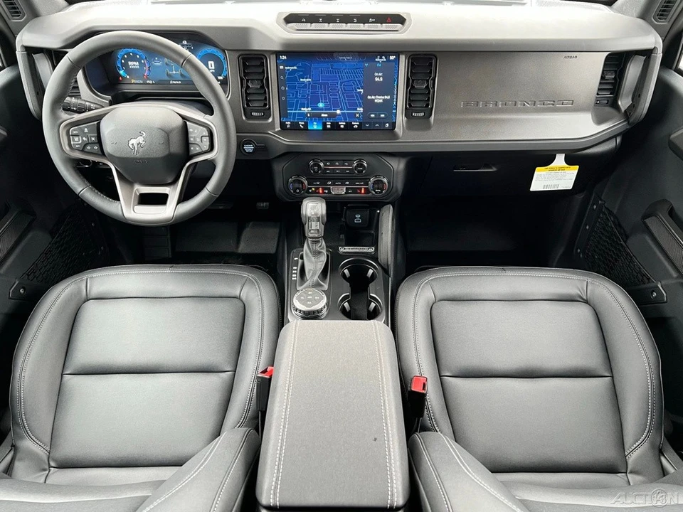 2025 Ford Bronco 6th Gen - Image 19 of 21