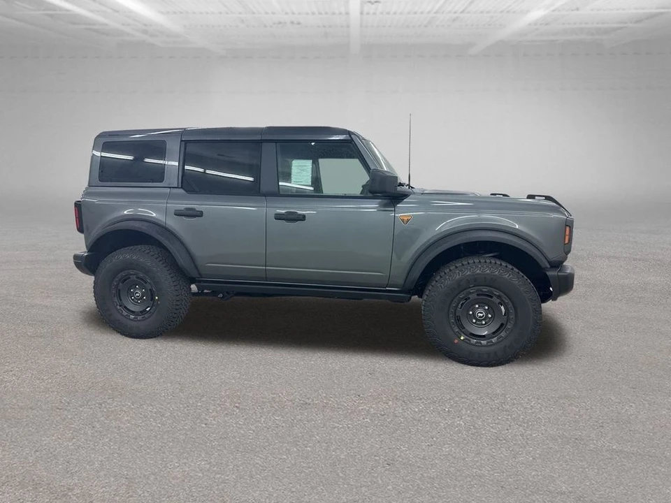 2025 Ford Bronco 6th Gen - Image 12 of 12