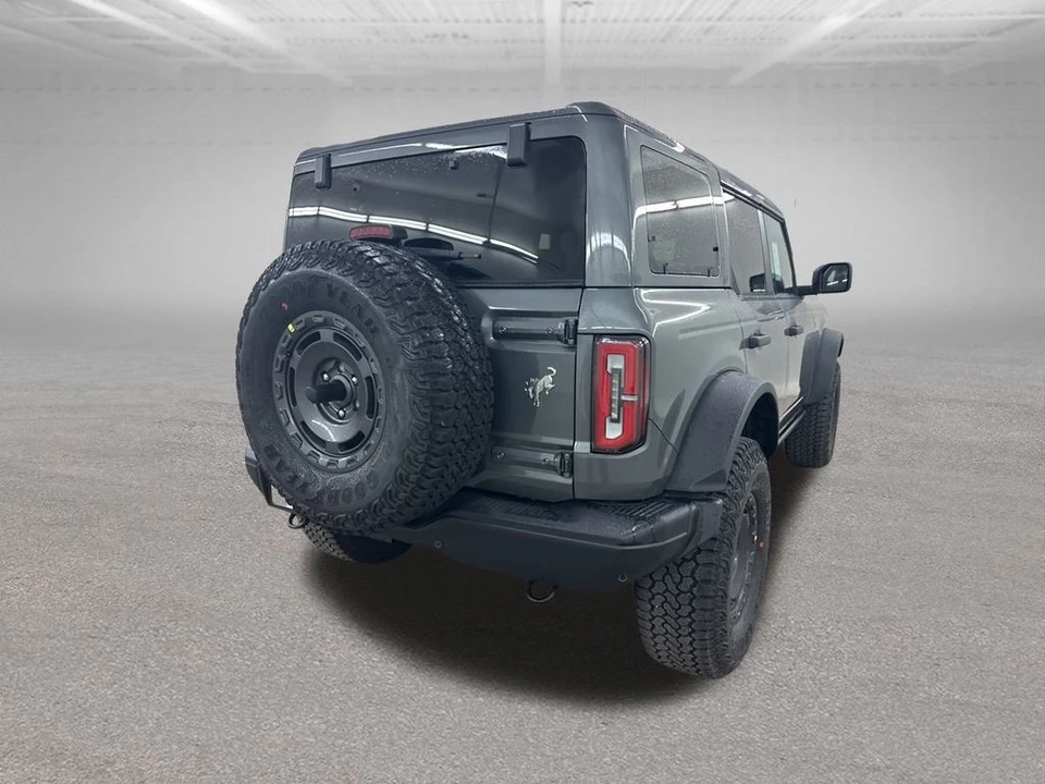 2025 Ford Bronco 6th Gen - Image 10 of 12