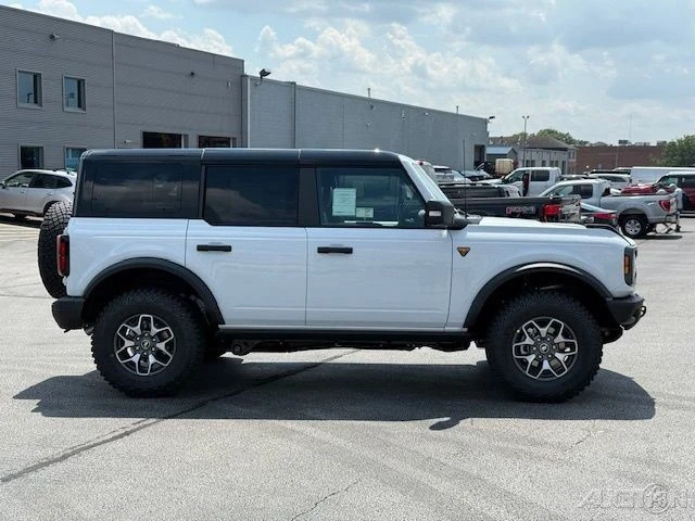 2025 Ford Bronco 6th Gen - Image 7 of 12