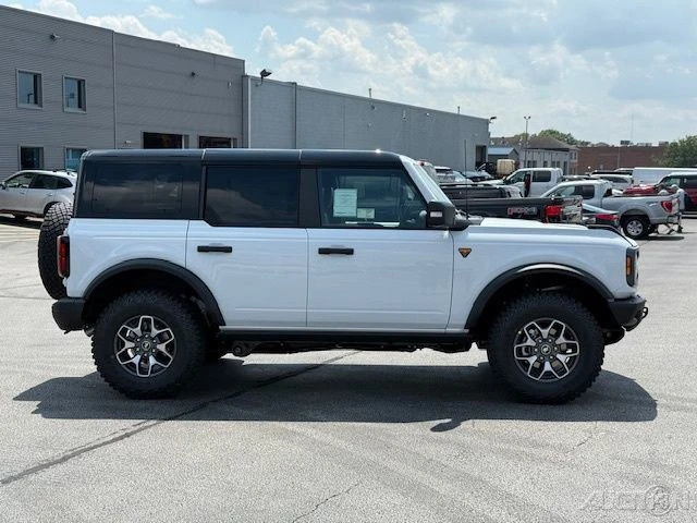 2025 Ford Bronco 6th Gen - Image 7 of 12