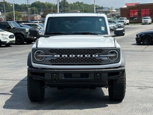 2025 Ford Bronco 6th Gen - Image 10 of 12