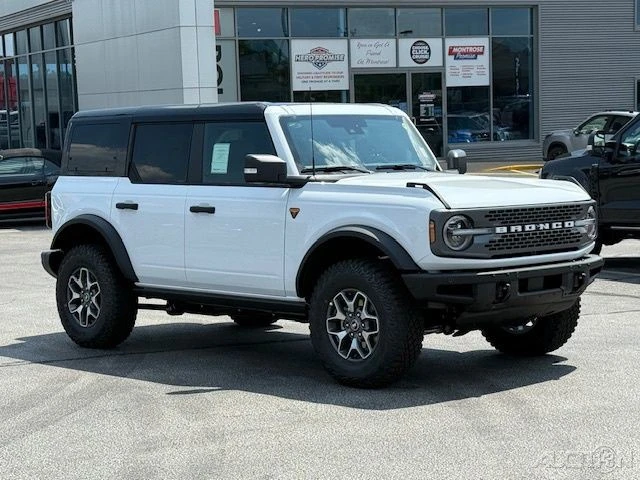 2025 Ford Bronco 6th Gen - Image 9 of 12