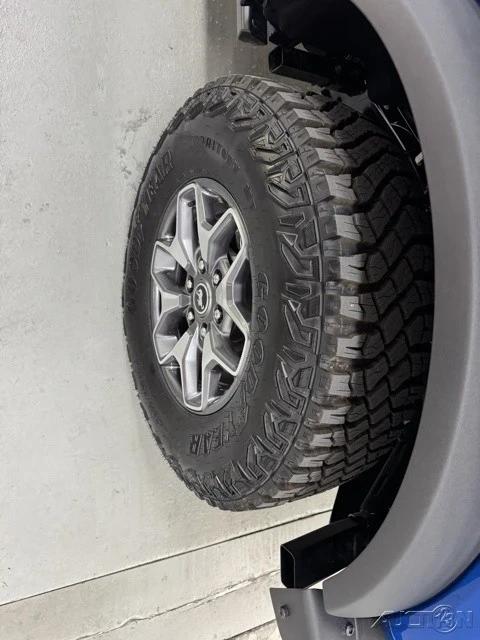 2025 Ford Bronco 6th Gen - Image 4 of 12